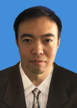 张远航正装照片.jpg